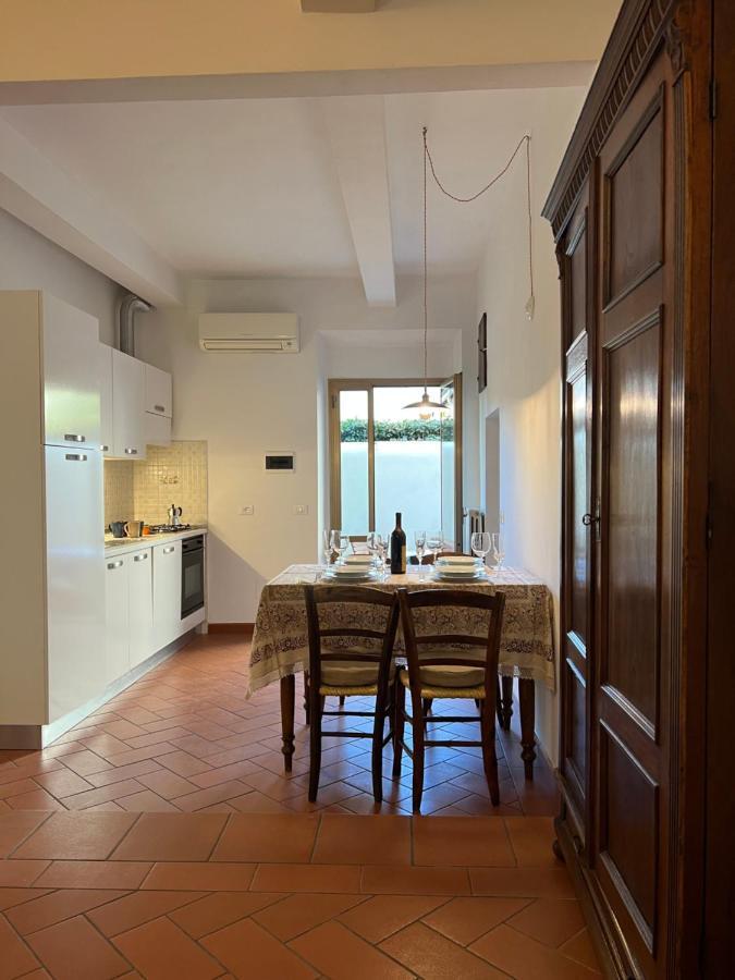 Appartamento Toscano Accogliente Florence Luaran gambar