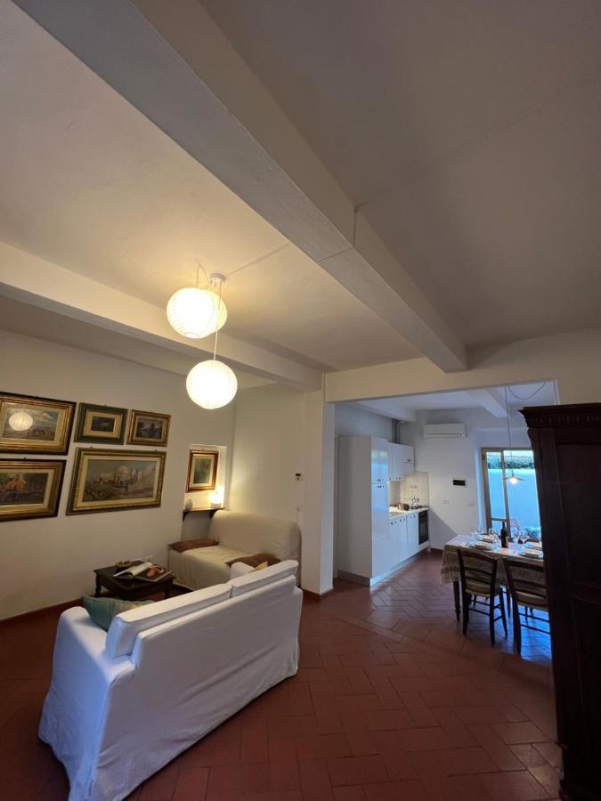 Appartamento Toscano Accogliente Florence Luaran gambar